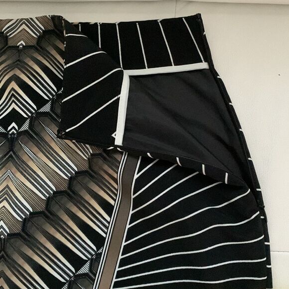 Worthington Geometric Black Brown Chevron Pencil Skirt Zip Lined Size 8 - Picture 6 of 8